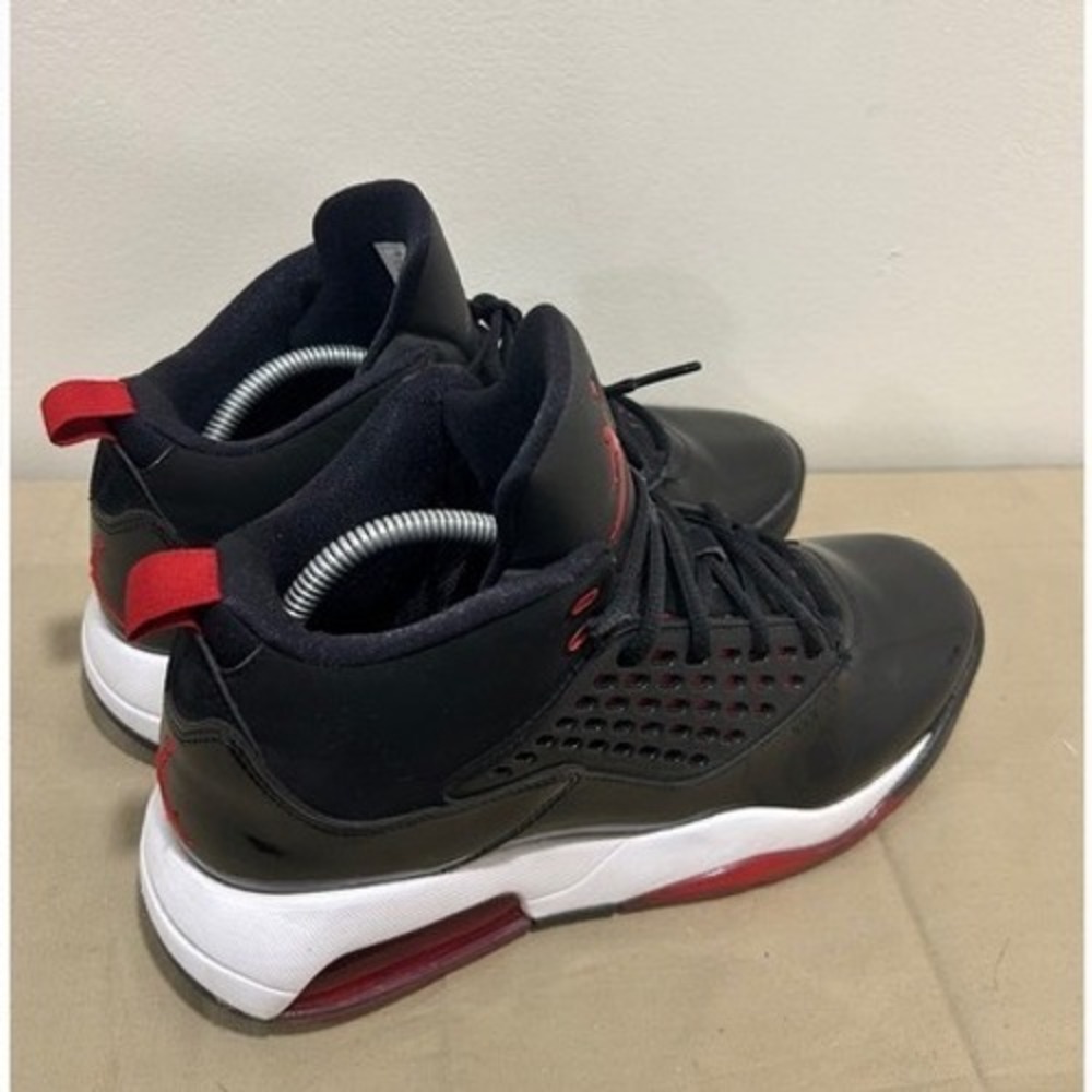 Jordan Air Max 200 Bred Black Red White Sneakers CD6107-001 Mens 11
